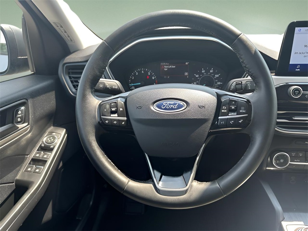2022 Ford Escape SE photo 5