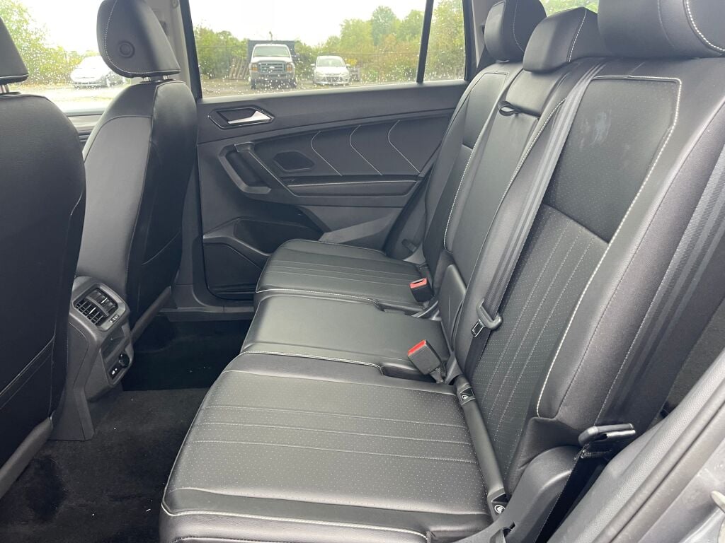 2024 Volkswagen Tiguan SE Wolfsburg Edition photo 17
