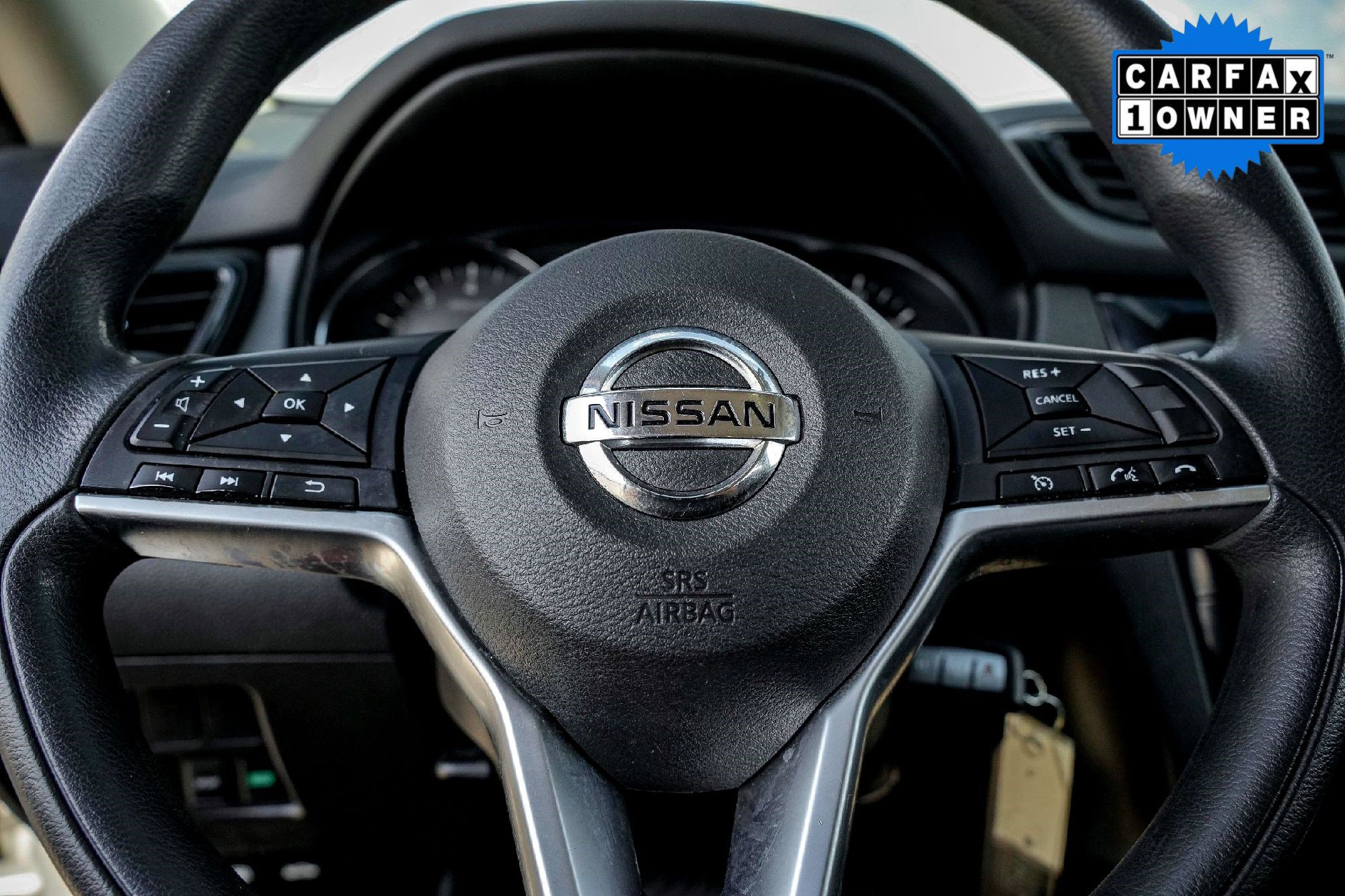2017 Nissan Rogue S photo 9