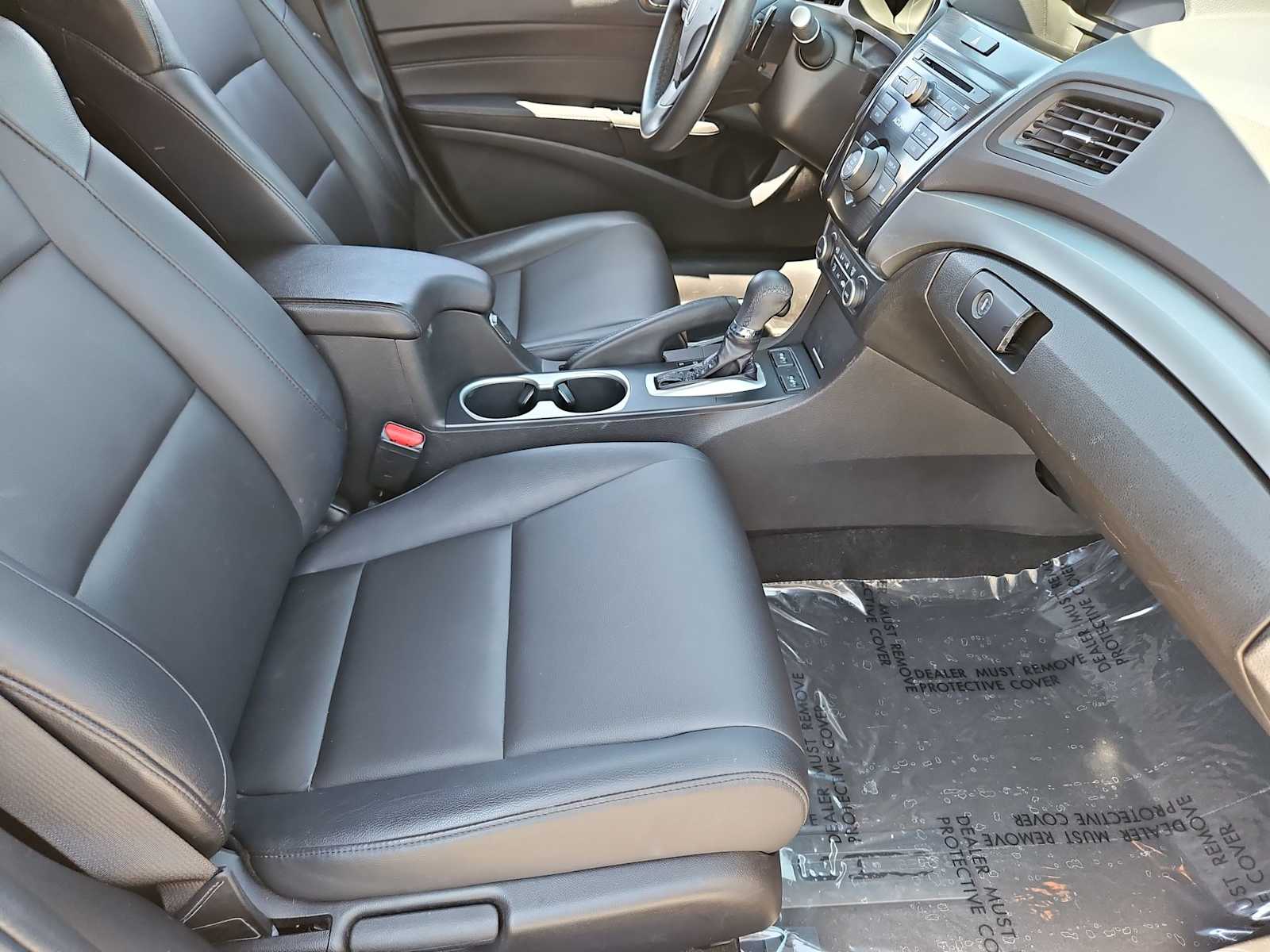 2017 Acura ILX Base Plus photo 21