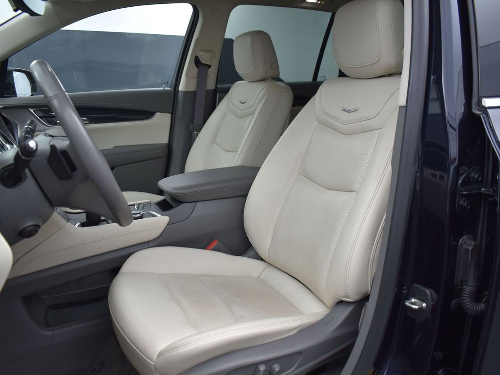 2022 Cadillac XT6 Premium Luxury photo 9