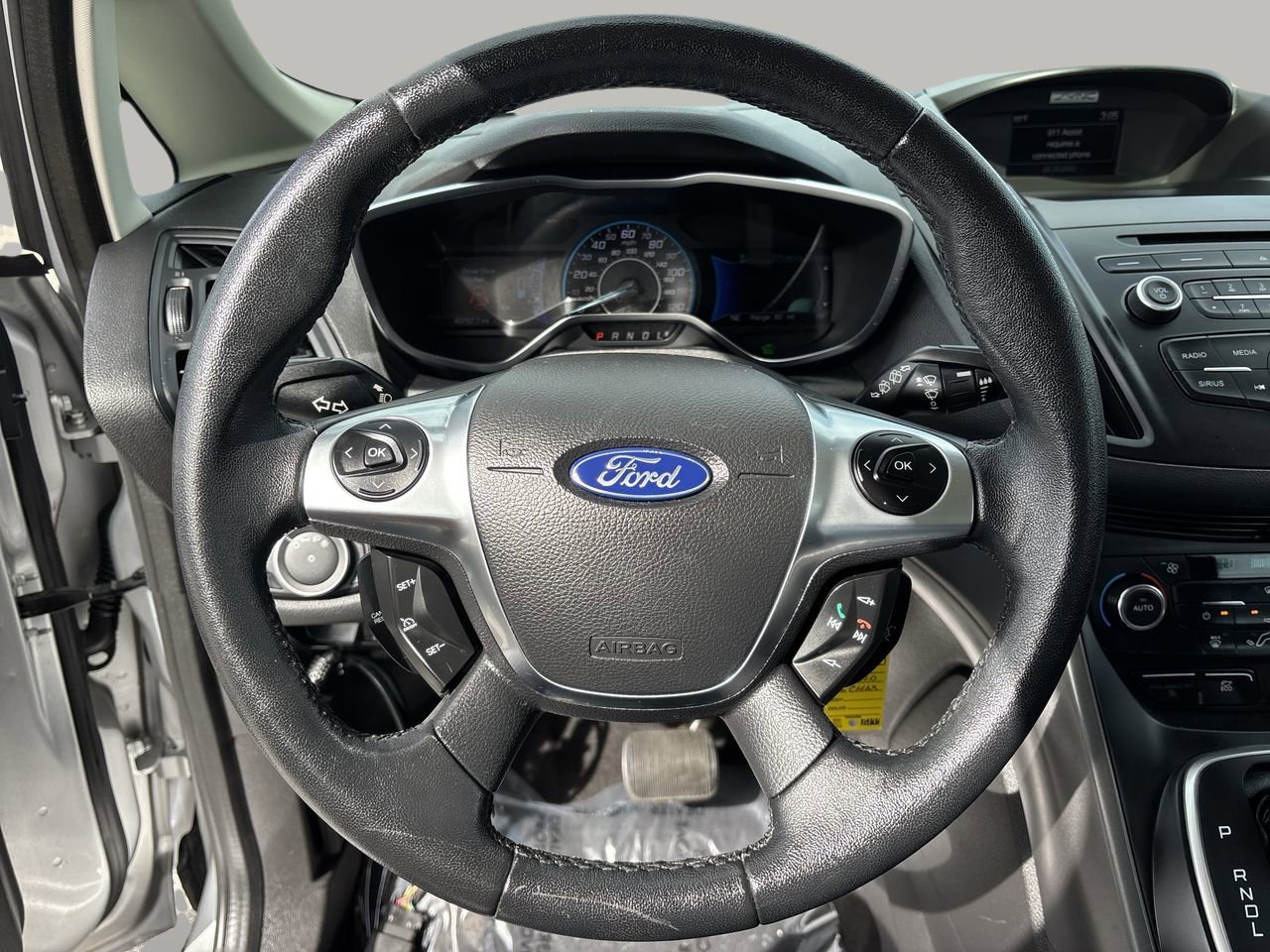 2017 Ford C-Max Hybrid SE photo 25