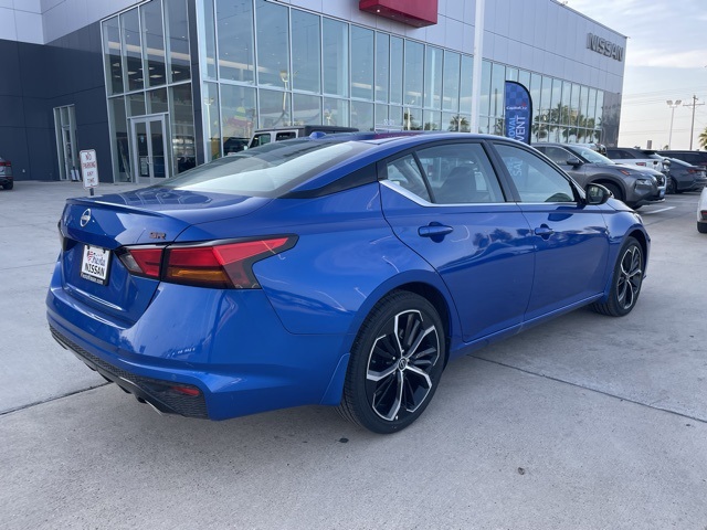 2025 Nissan Altima 2.5 SR photo 4