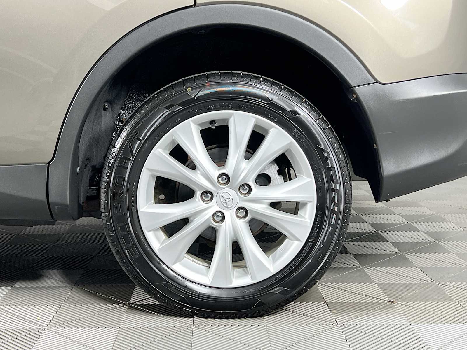 2013 Toyota RAV4 Limited photo 29