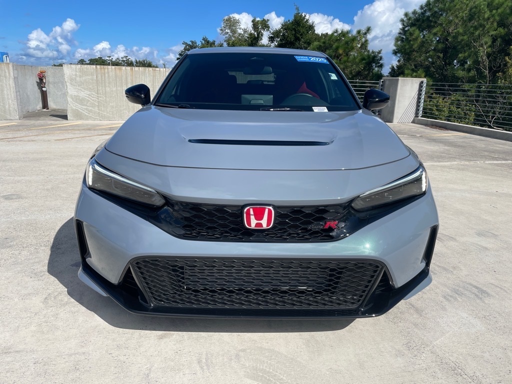 2025 Honda Civic Type R photo 2