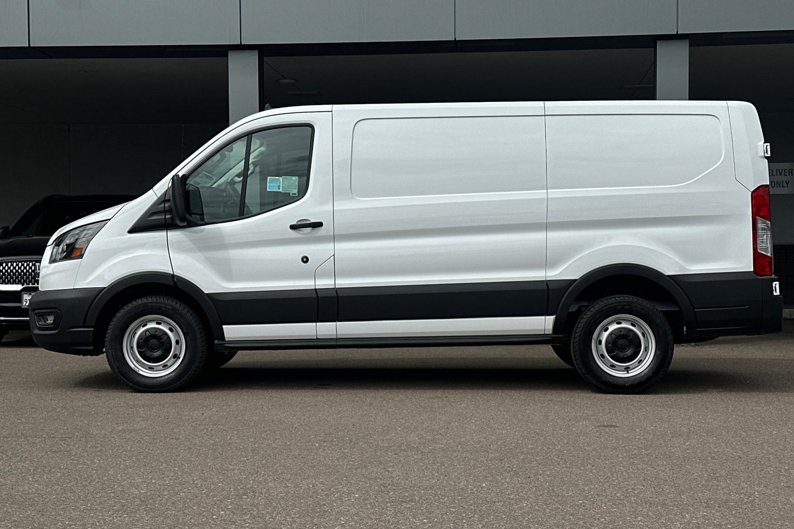 2025 Ford Transit Cargo Van photo 6