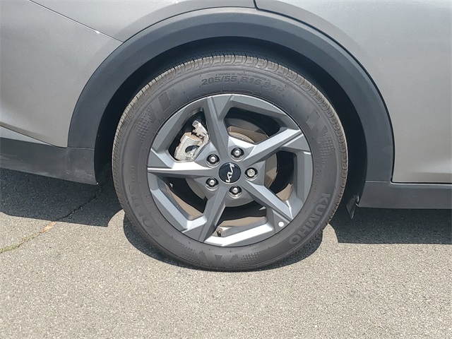 2025 Kia K4 LXS photo 6