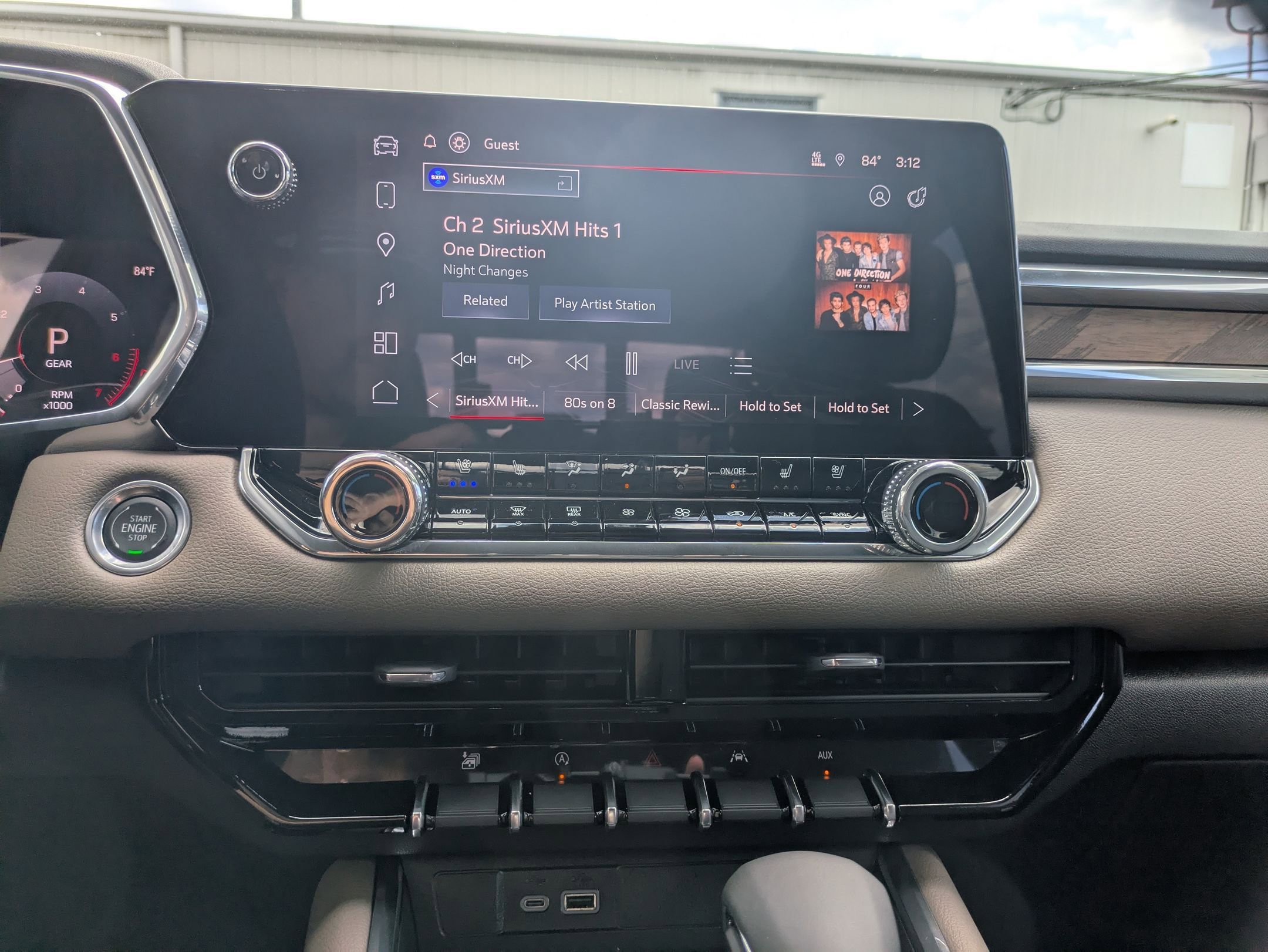 2026 Gmc Canyon Denali photo 14