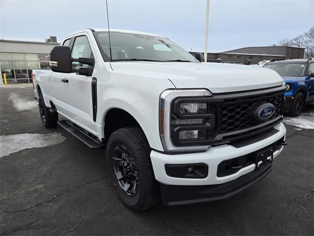 2026 Ford F-250 Super Duty XL's photo