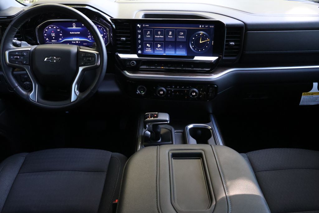 2022 Chevrolet Silverado 1500 RST photo 15