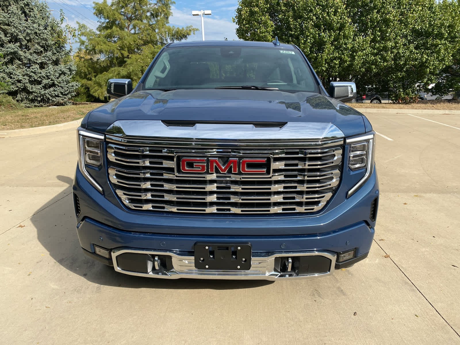 2026 Gmc Sierra 1500 Denali photo 3