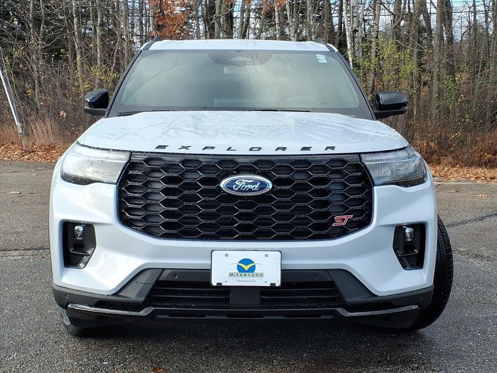 2026 Ford Explorer ST photo 2