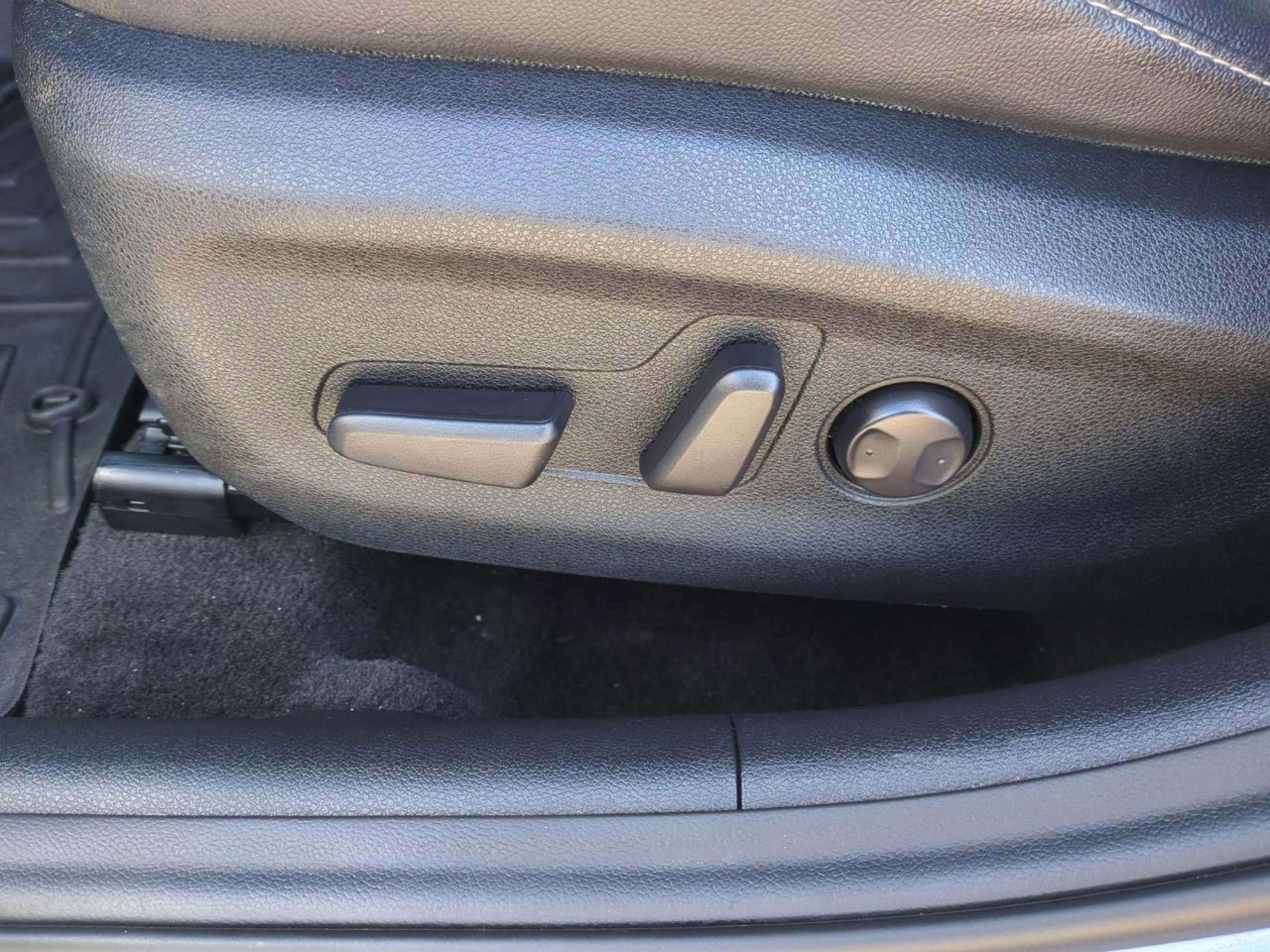 2020 Kia Niro EX Premium photo 19