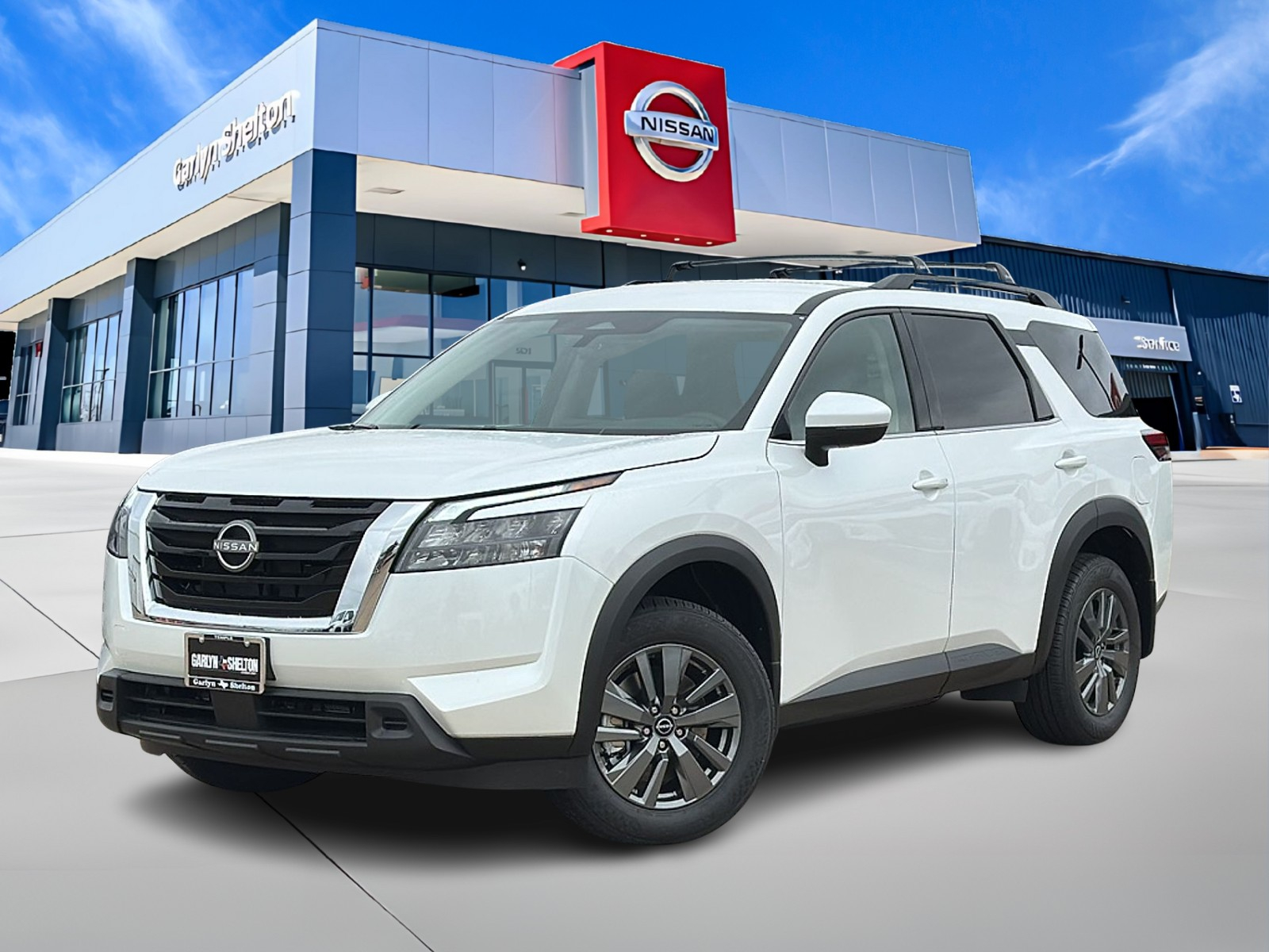 2025 Nissan Pathfinder SV's photo