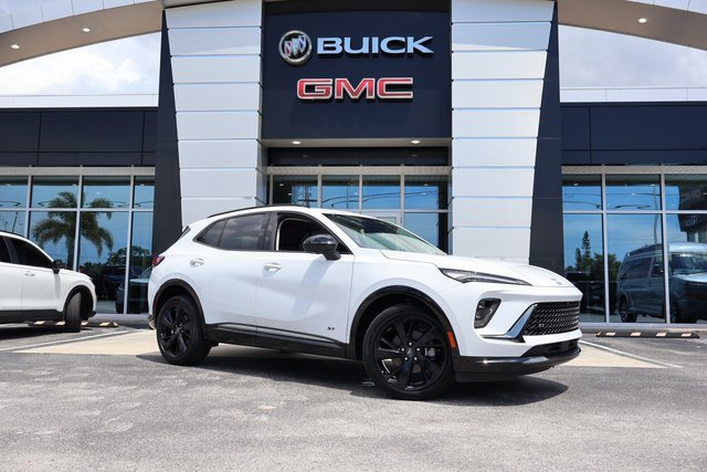 2025 Buick Envision Sport Touring's photo