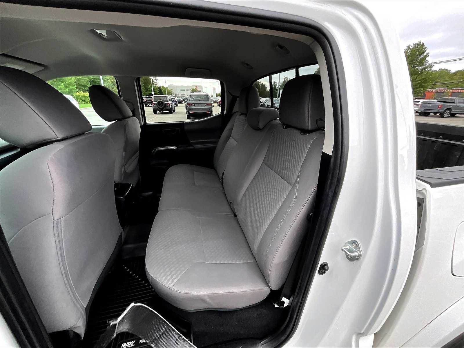 2023 Toyota Tacoma SR5 photo 15