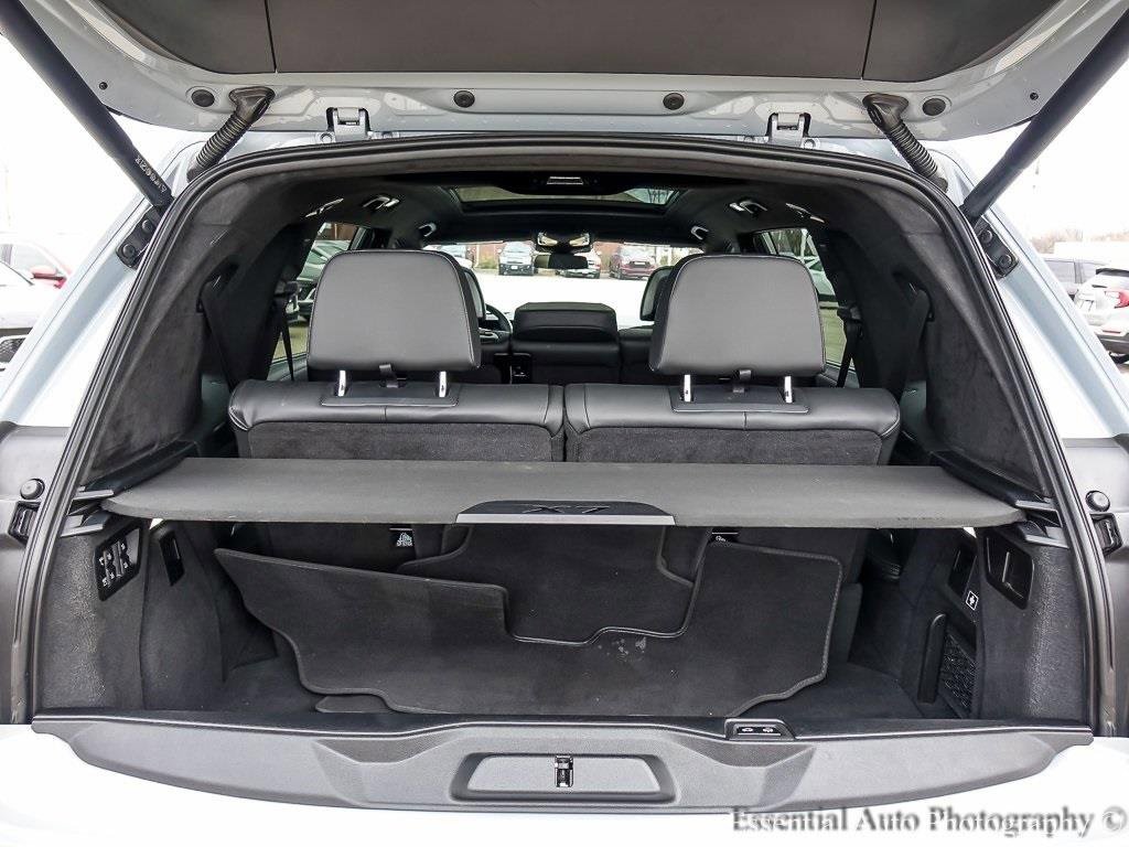 2023 BMW X7 - Image 23