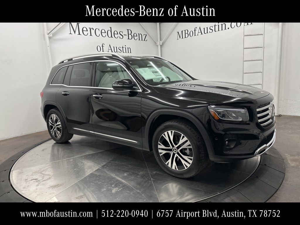 2026 Mercedes-Benz GLB GLB 250's photo