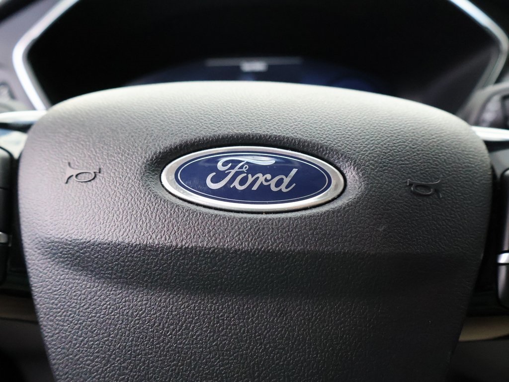 2024 Ford Escape Platinum photo 26