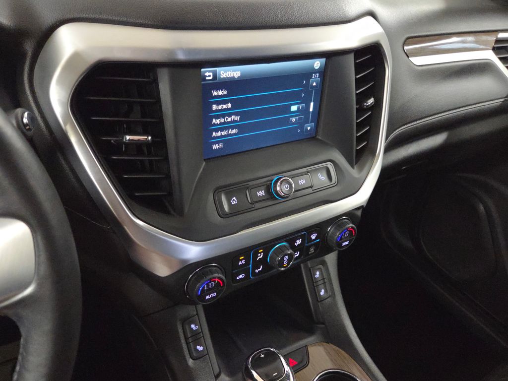 2019 Gmc Acadia SLE photo 16