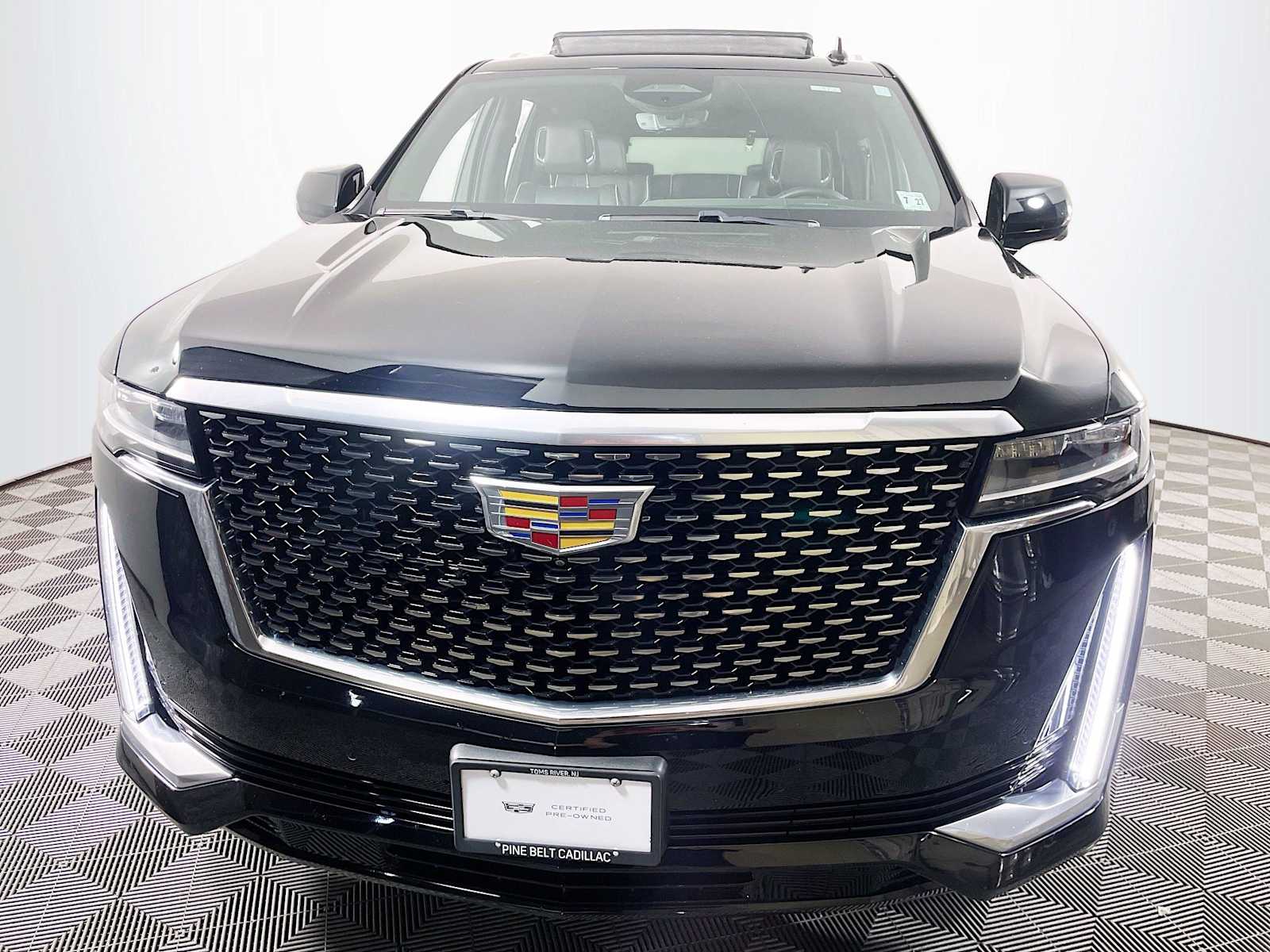 2022 Cadillac Escalade Premium Luxury photo 2