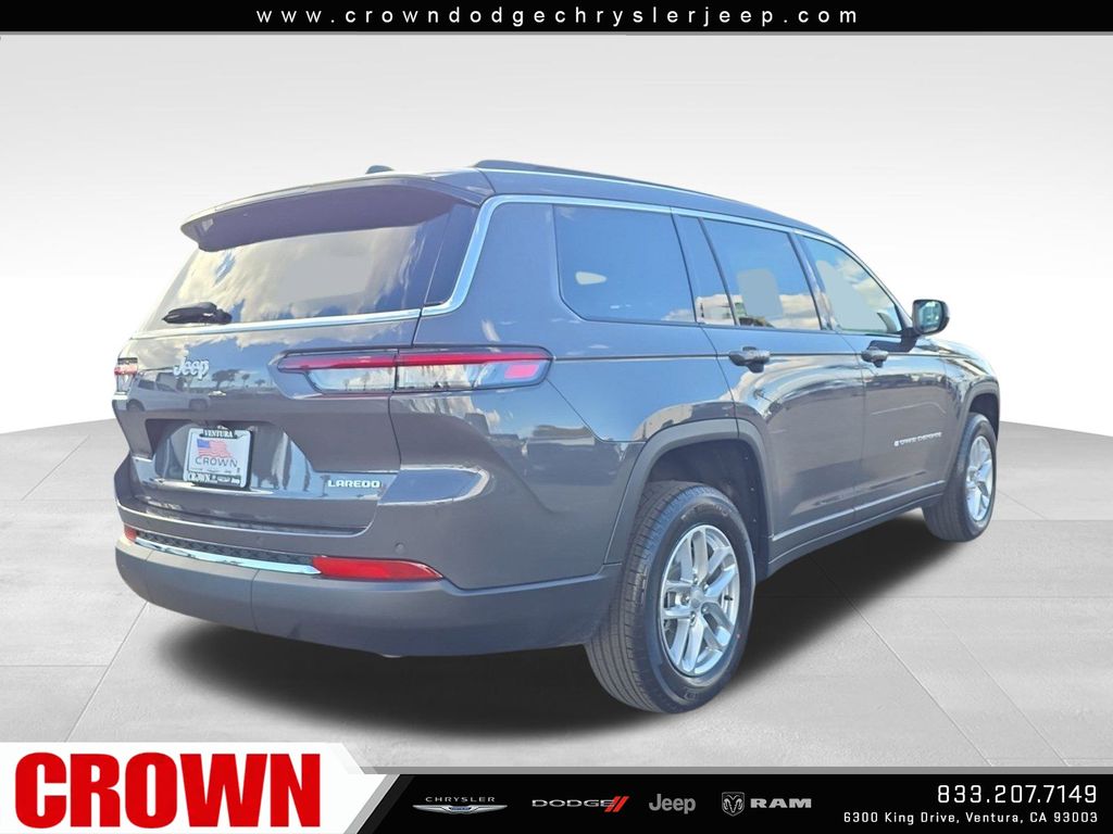 2025 Jeep Grand Cherokee Laredo X photo 4