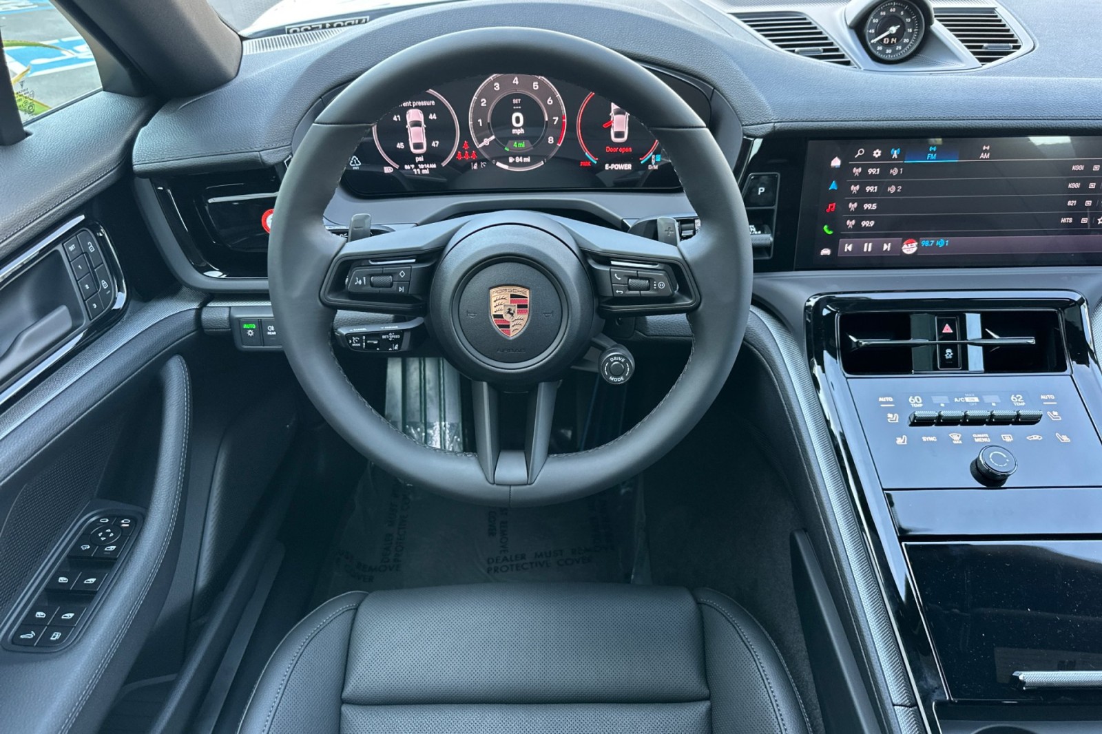 2026 Porsche Panamera 4 E-Hybrid photo 16