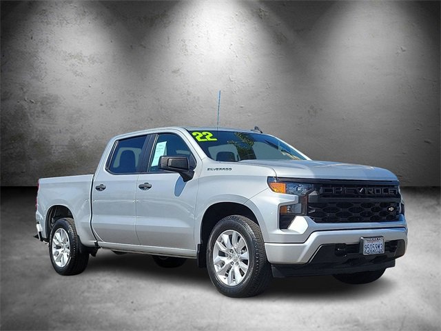 2022 Chevrolet Silverado 1500 Custom photo 2