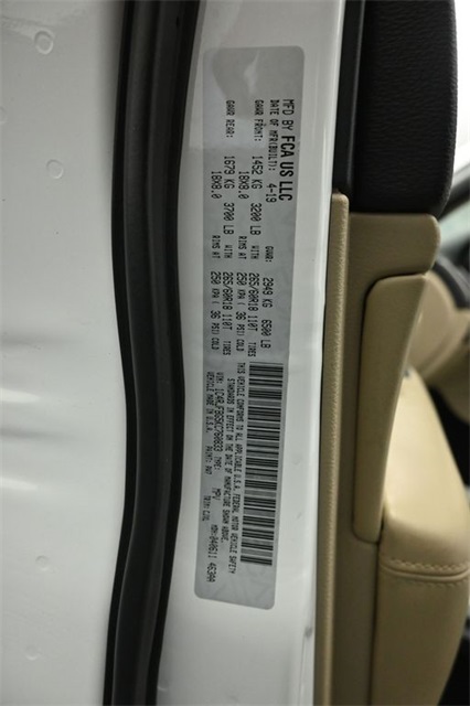 2019 JEEP GRAND CHEROKEE - Image 32