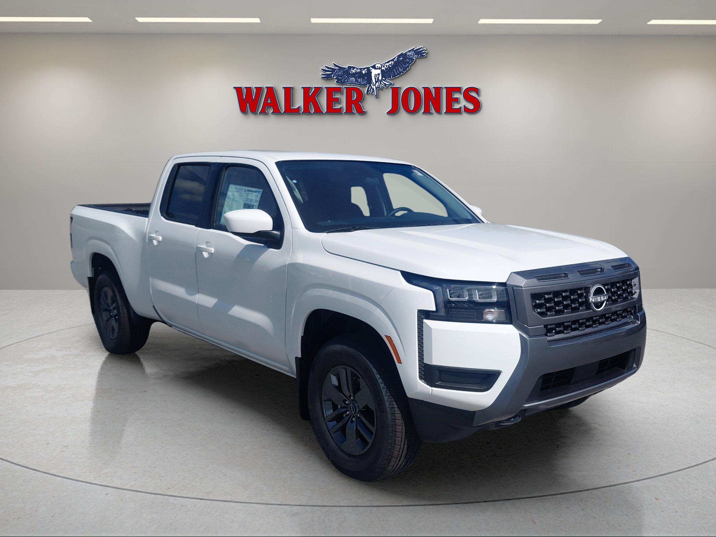 2026 Nissan Frontier Crew Cab SV photo 2