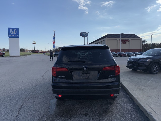 2018 Honda Pilot EX photo 4