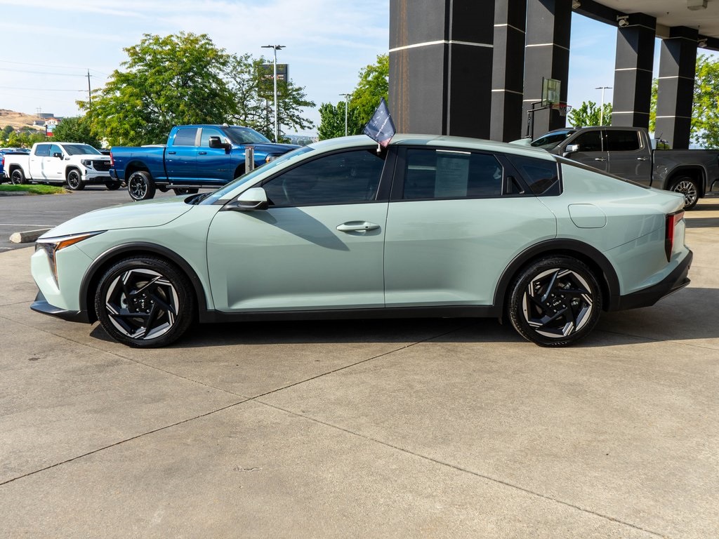 2025 Kia K4 EX photo 2