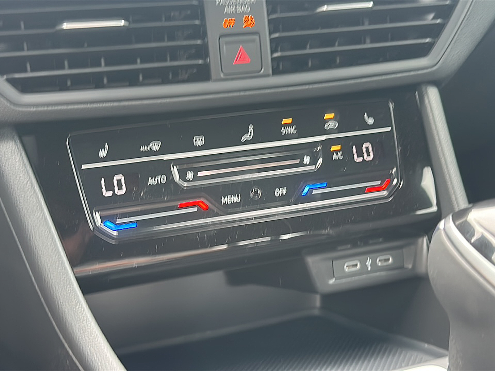 2025 Volkswagen Jetta 1.5T Sport photo 16