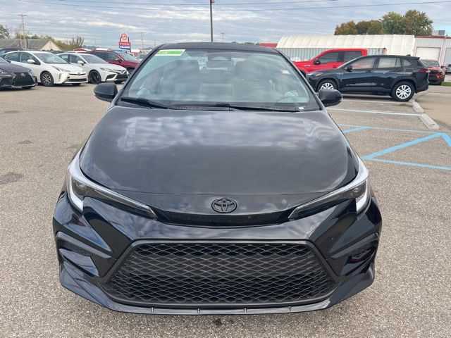 2025 Toyota Corolla SE photo 2