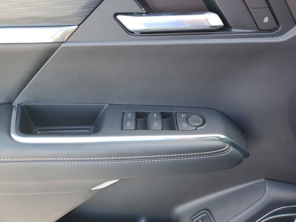 2025 Gmc Acadia Elevation photo 27