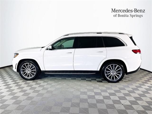 2023 Mercedes Benz GLS 580 4MATIC photo 2