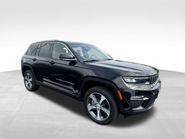2023 Jeep Cherokee 4xe photo 6