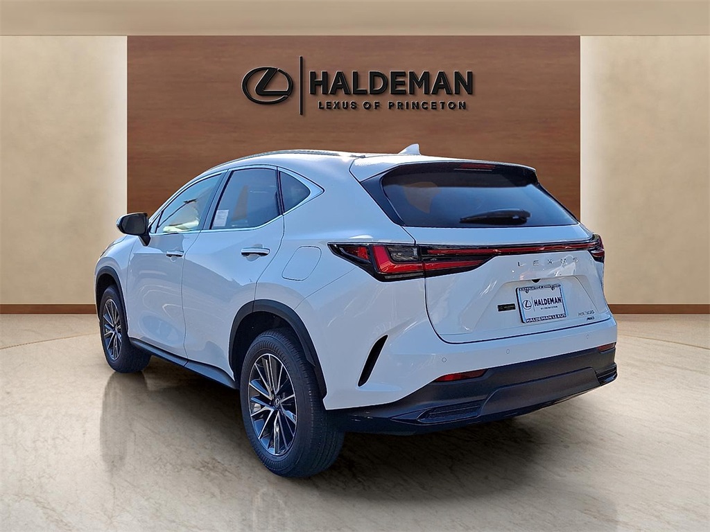 2026 Lexus NX 350 Premium photo 3