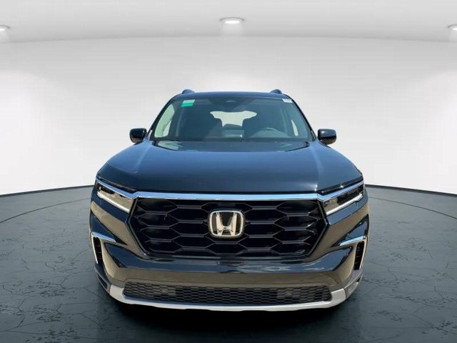 2025 Honda Pilot Touring photo 2