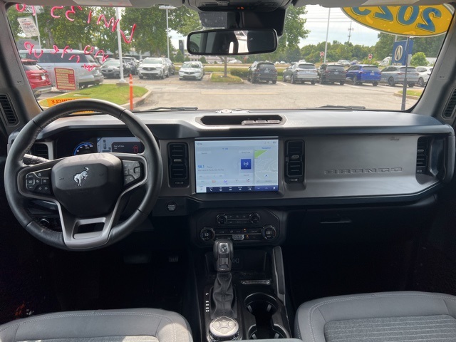 2023 Ford Bronco Outer Banks photo 13