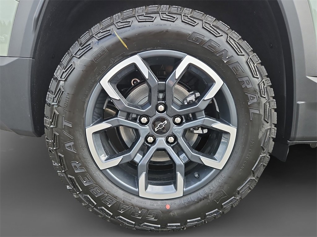 2026 Chevrolet Equinox ACTIV photo 7
