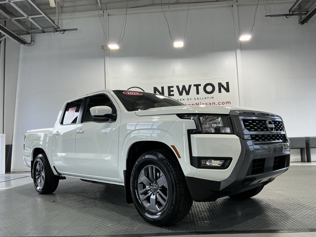2025 Nissan Frontier SV photo 28