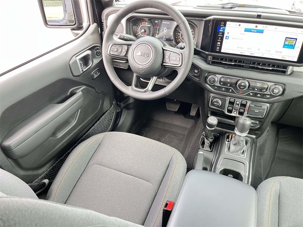 2025 Jeep Wrangler Sport S photo 19