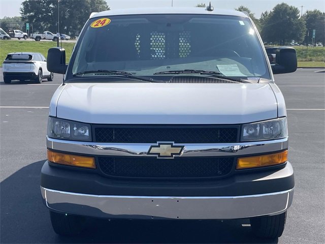 2024 Chevrolet Express 2500 Work Van photo 6