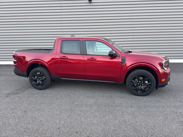 2025 Ford Maverick Lariat photo 2