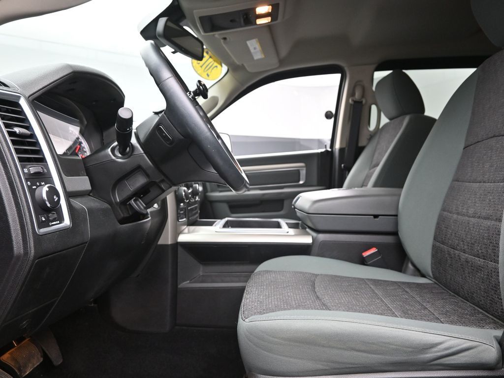2015 Ram 1500 Big Horn photo 10