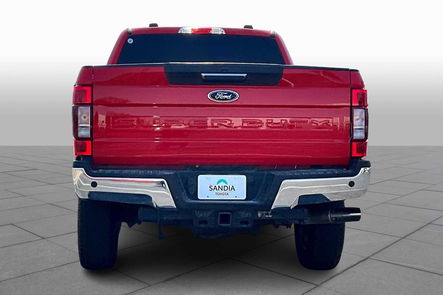 2022 Ford F-250 Lariat photo 4