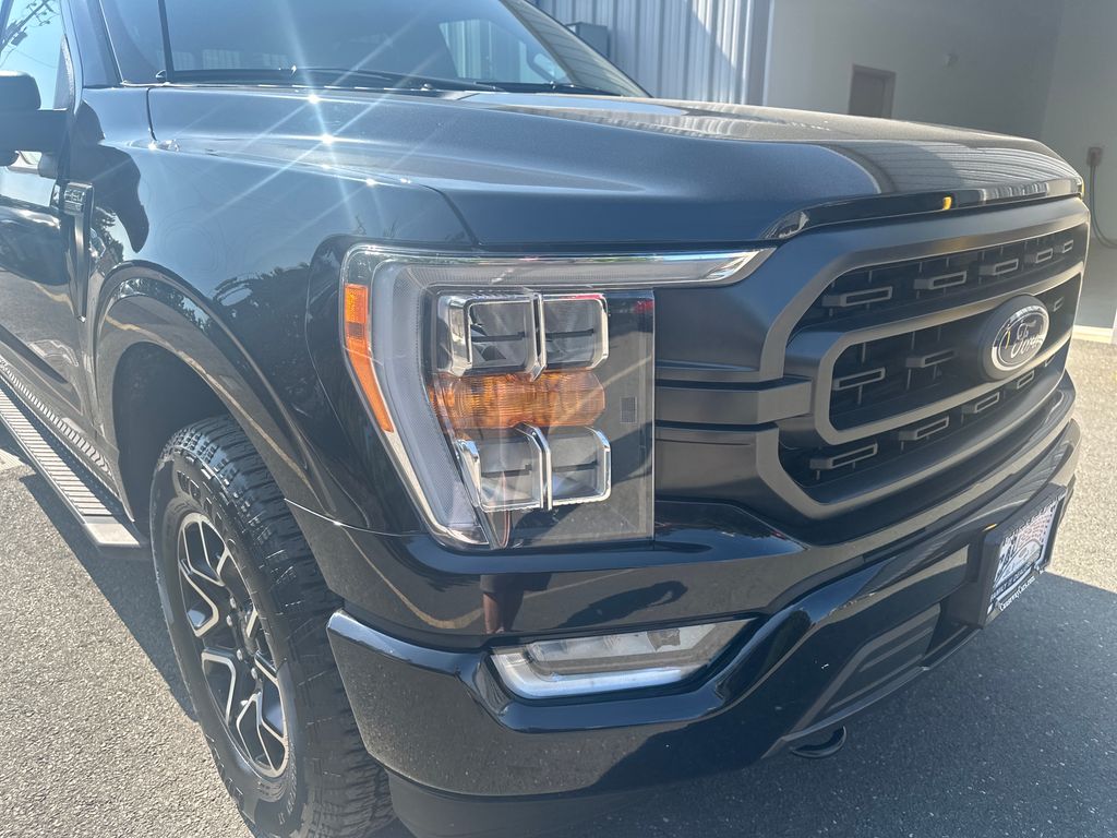 2023 Ford F-150 XLT photo 7