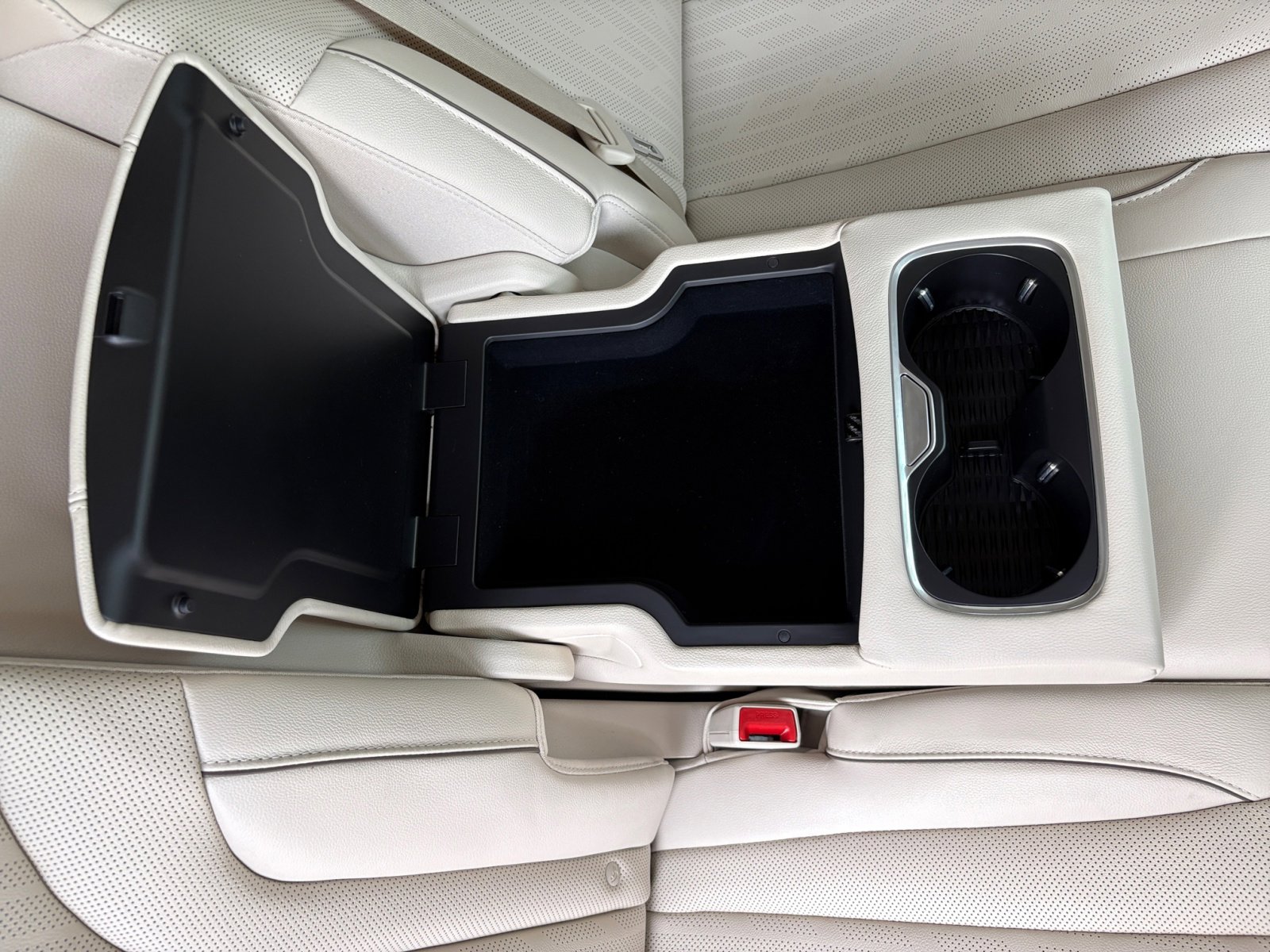 2024 Genesis GV80 3.5T photo 30