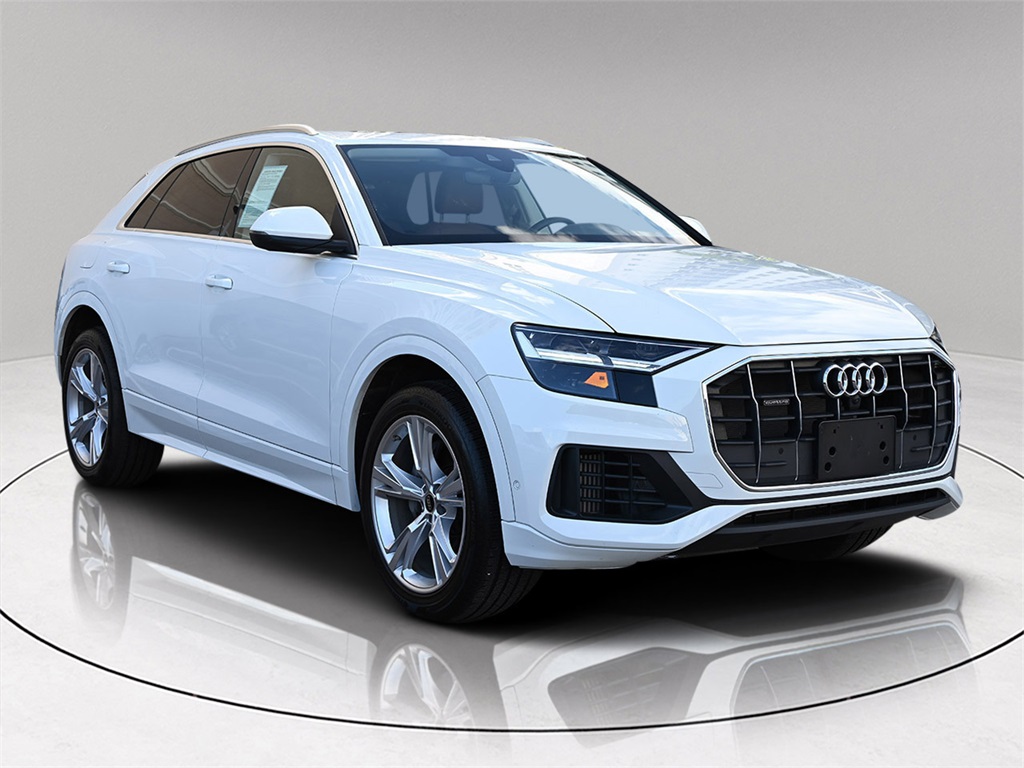 2022 Audi Q8 Premium